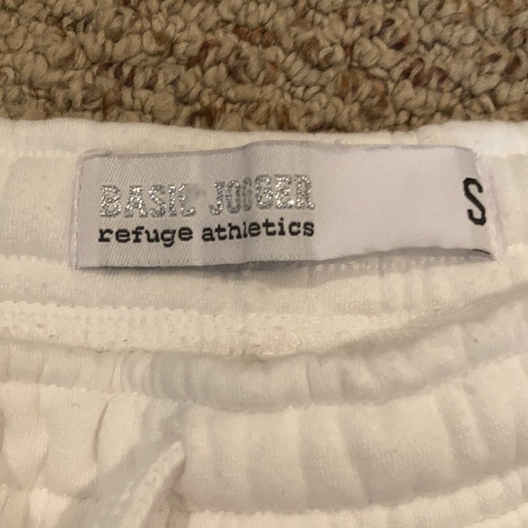 Really soft sweat pants! - Picture 3 of 3